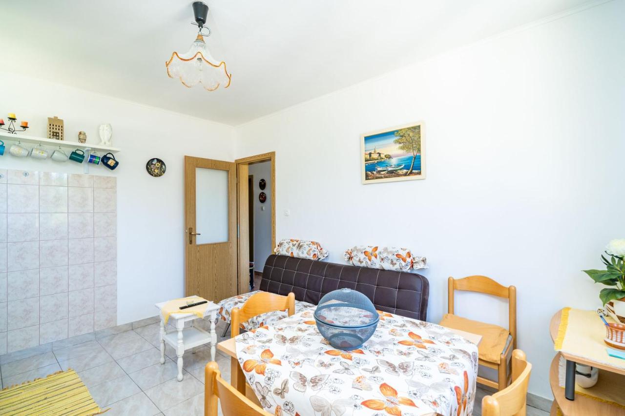 Apartment Laurel Leaf Lovorno Экстерьер фото